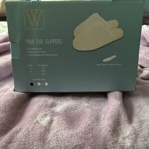 Wallace & Ware Faux Fur Slippers